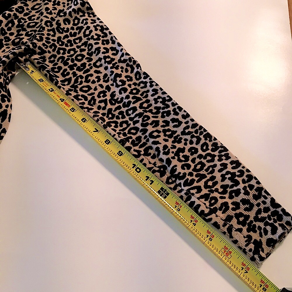 Carolyn Taylor Ladies Lg Leopard Print Soft Cozy Knit Lightweight Sweater NWOT - Picture 10 of 13